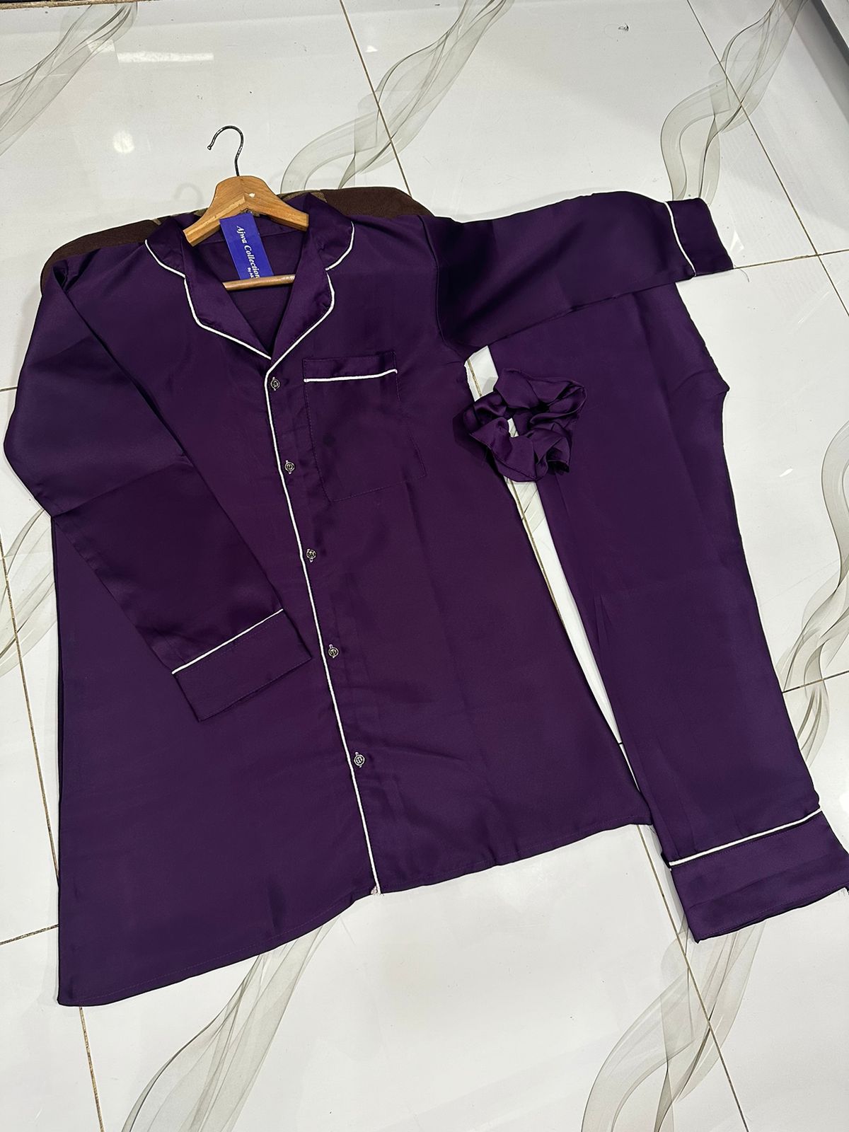 silk suit in premium fabric for girls and woman (M H 881) - M.H fashion 