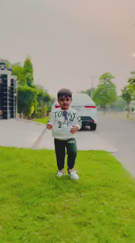 green your day printed  kids suit for winter